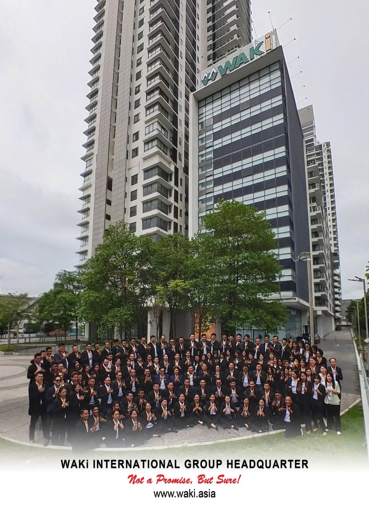 WAKi International Group Headquarters — team group photo